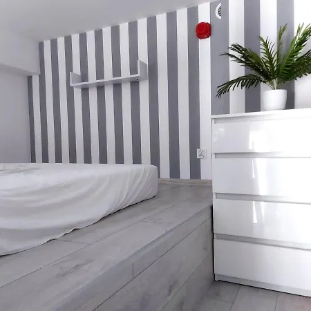 Z Antresolą I Balkonem Apartmán Vratislav